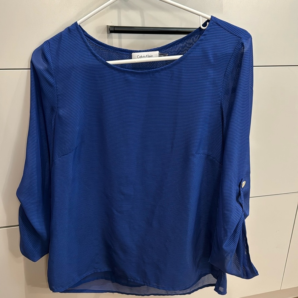 Polyester Calvin Klein blouse size small great condition